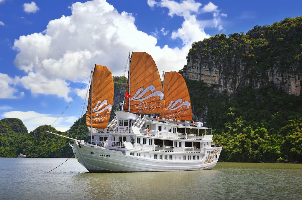 Paradise Peak Cruise Ha Long Exterior photo