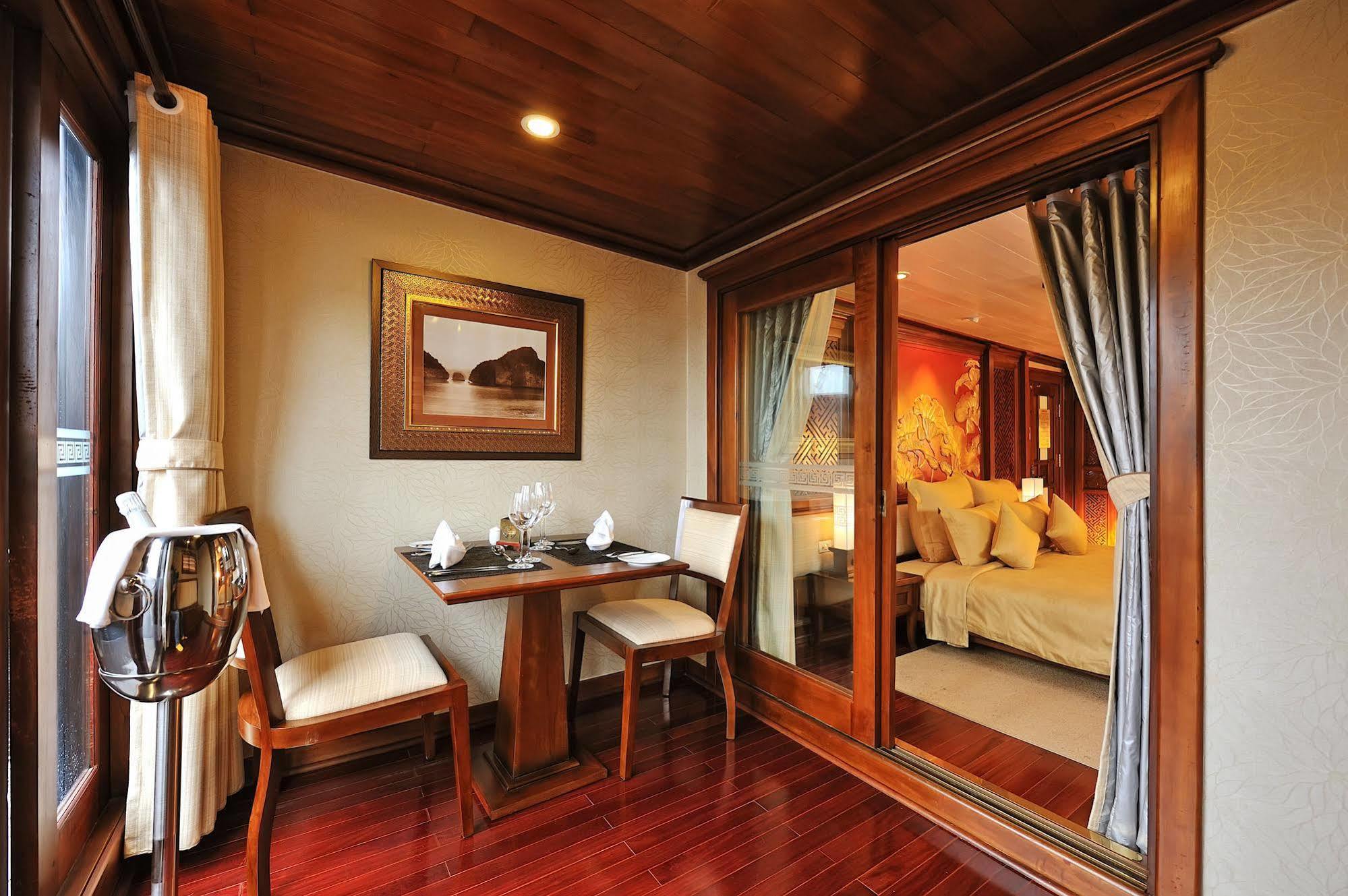 Paradise Peak Cruise Ha Long Exterior photo